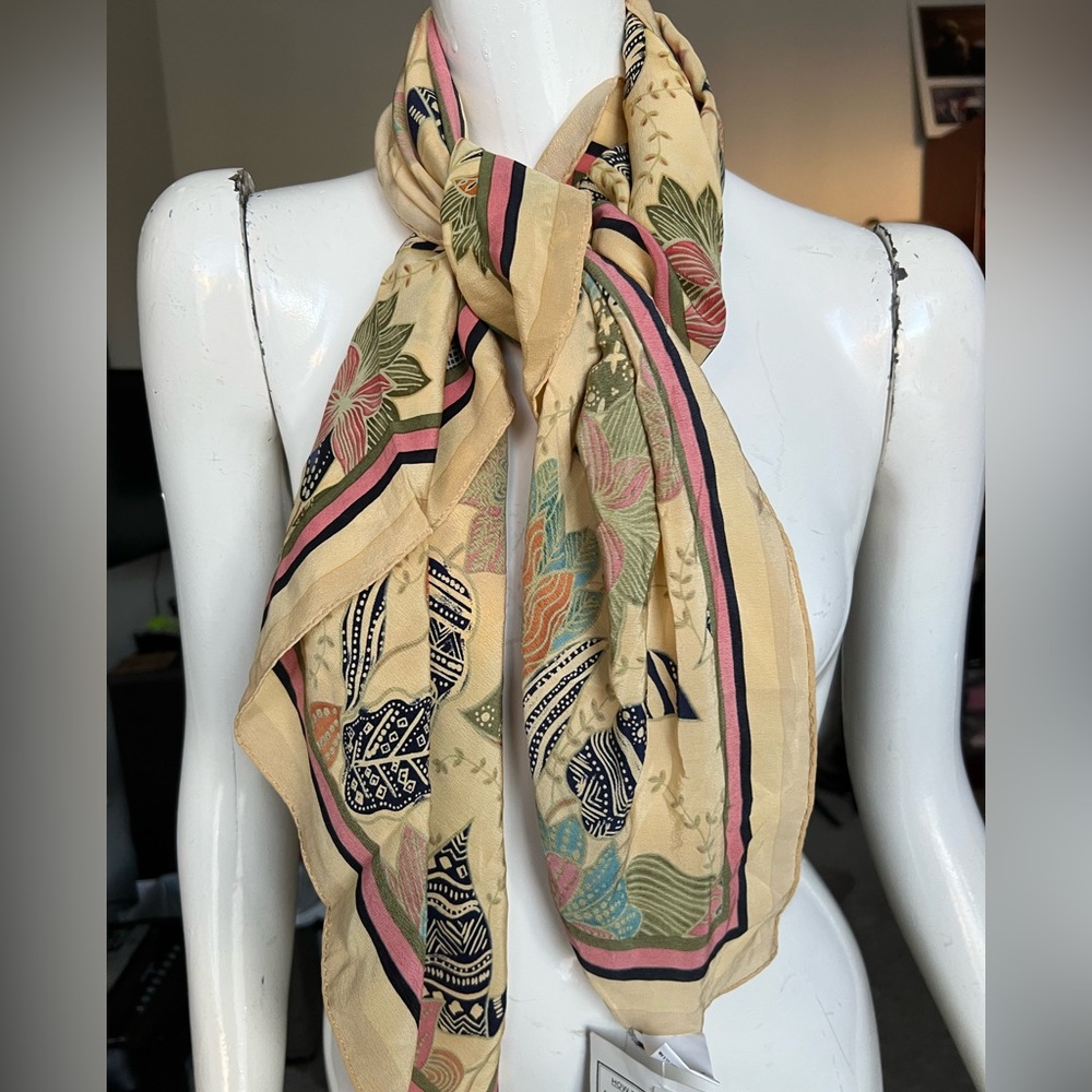 SILK BOUTIQUE Scarf Stylized Floral Black Beige Gray Peach Korea SQ 36"-NEW!